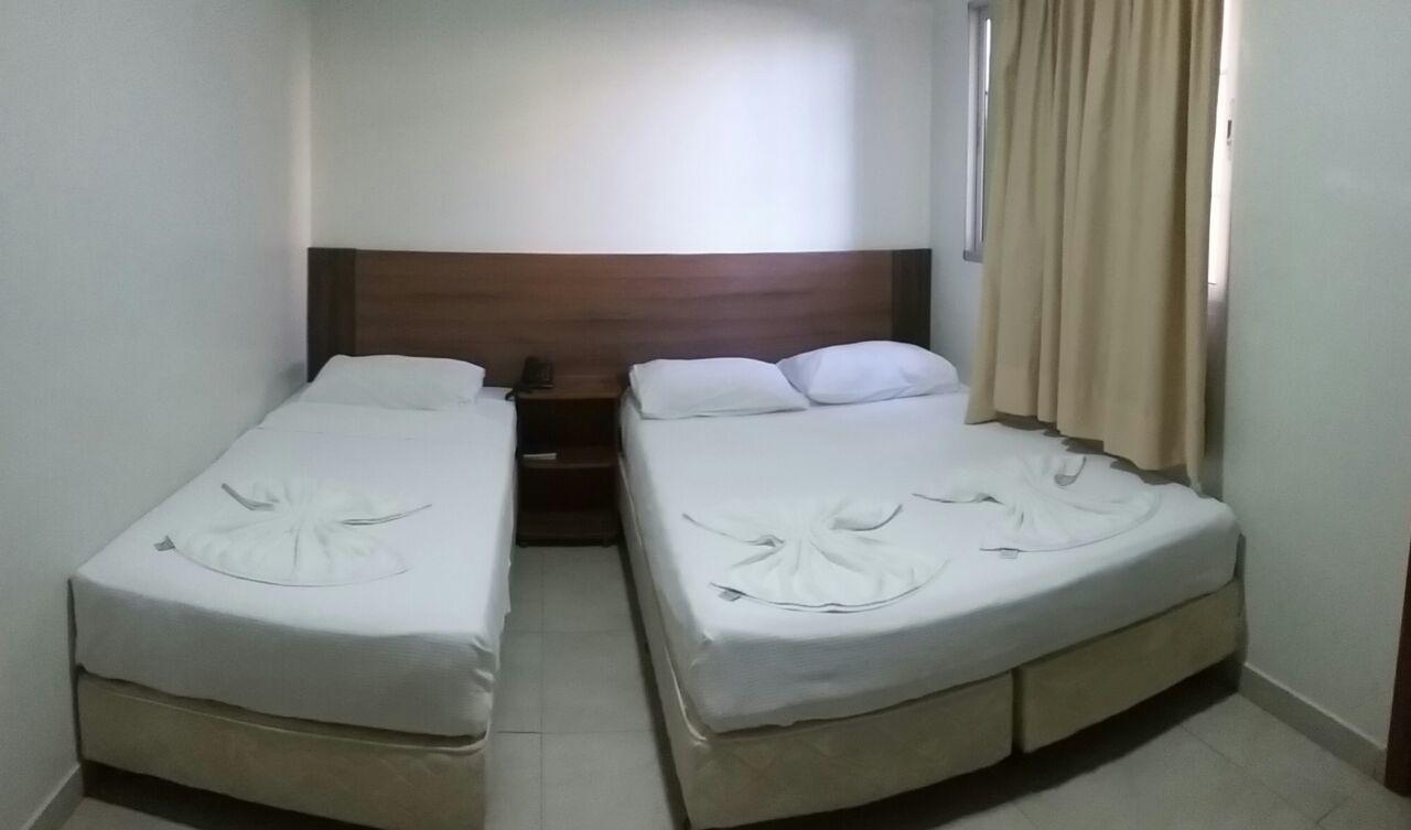 Hotel Itacaiunas กัวยาเนีย ภายนอก รูปภาพ